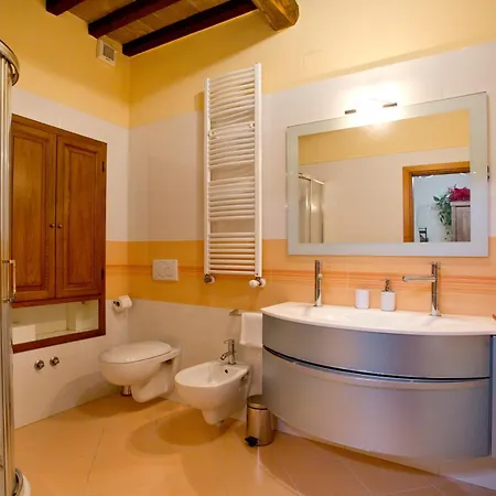 Casa San Girolamo Historic Flat With Cosy Terrace In Lucca's Centre *