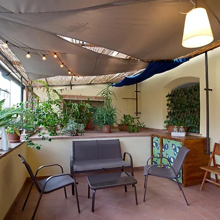 Casa San Girolamo Historic Flat With Cosy Terrace In Lucca's Centre *