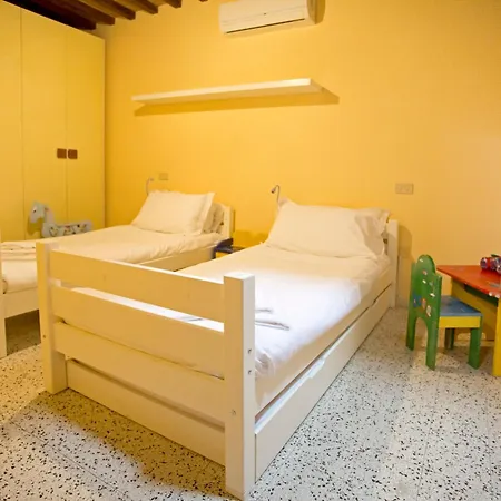 Casa San Girolamo Historic Flat With Cosy Terrace In Lucca's Centre Apartment
